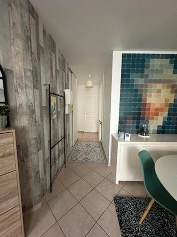 Apartamento Les Bulles Au Feminin Chigny-les-Roses Exterior foto